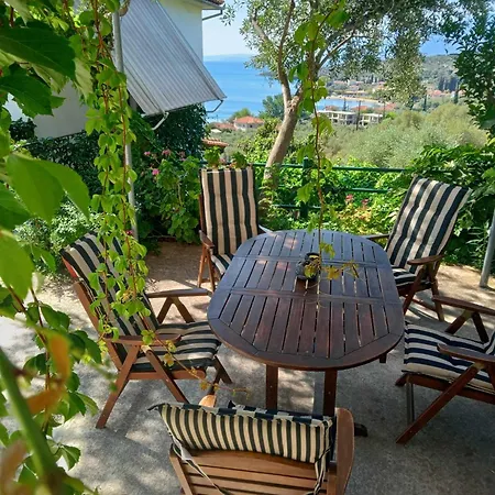 Margianou Seaview 1 & 2 Apartment Kalamos (Thessaly)